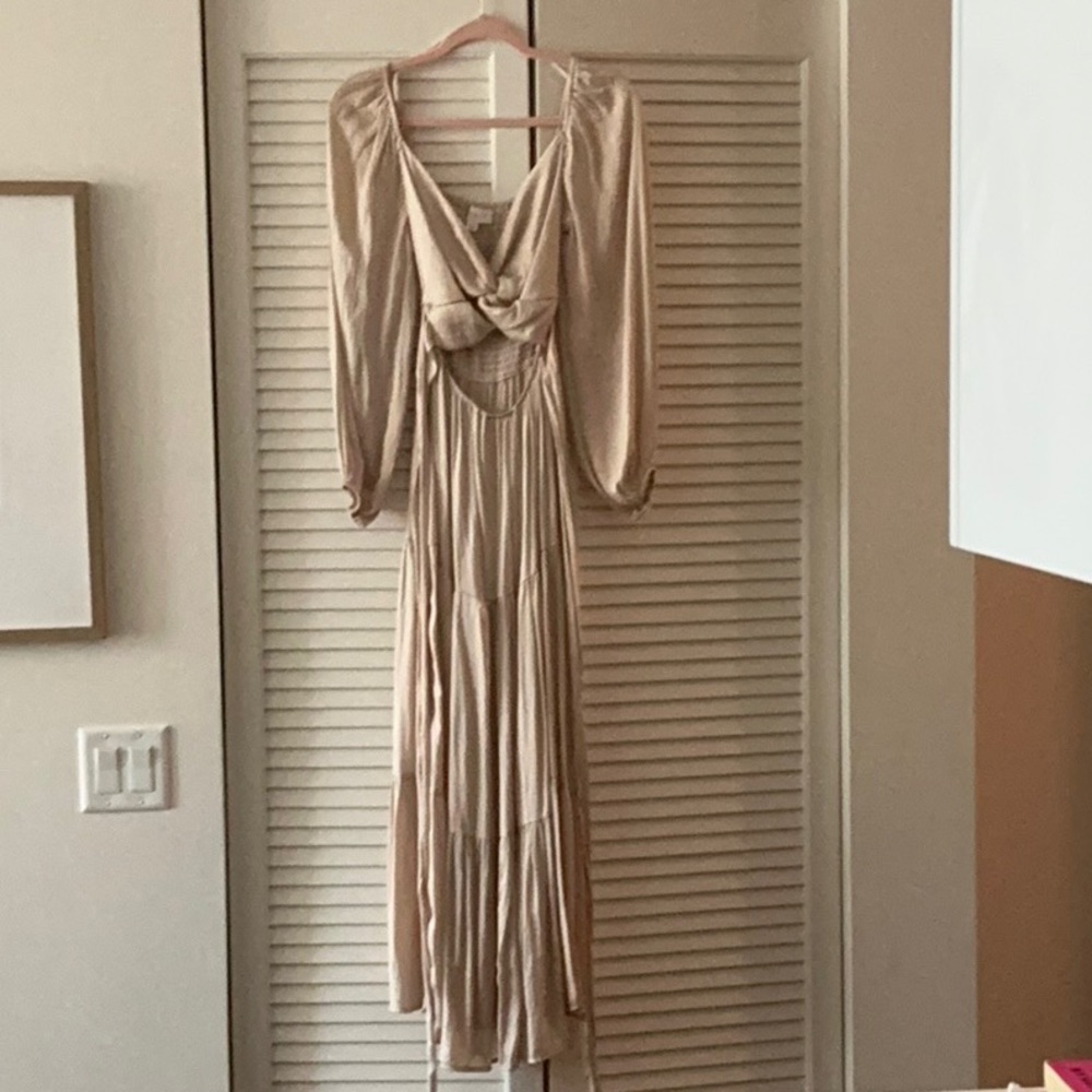Elegant Cream Maxi Dress